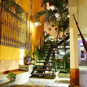 Magic Garden House 4* Cali